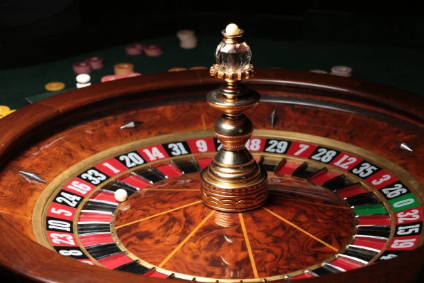 Live dealer studio table with mobile payment interface